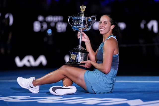 开云官方网站-连胜“三巨头”首夺大满贯 “天才少女”凯斯大器晚成